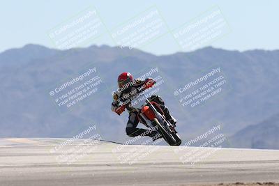 media/Oct-13-2025-Moto Forza (Mon) [[a66d839500]]/3-B Group/Session 4 (Turn 9)/